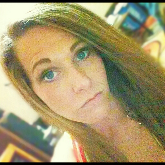 Meet your Posher, Kayyyyyy - Picture 6 of 8